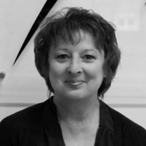 Sue Round